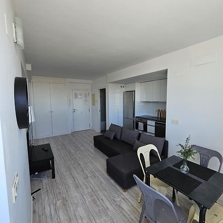 Comodo Apartamento En มาดริด ภายนอก รูปภาพ