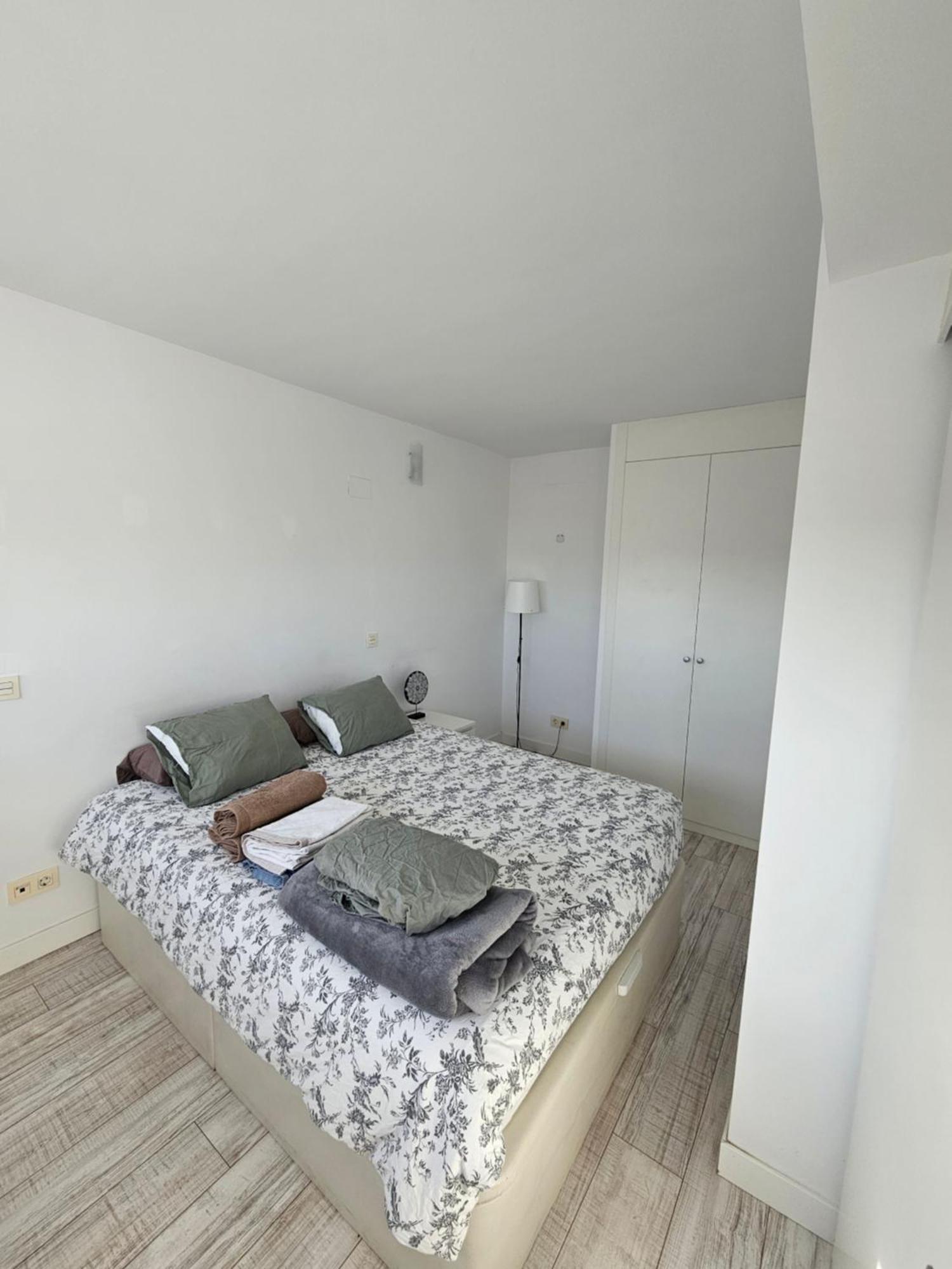 Comodo Apartamento En มาดริด ภายนอก รูปภาพ