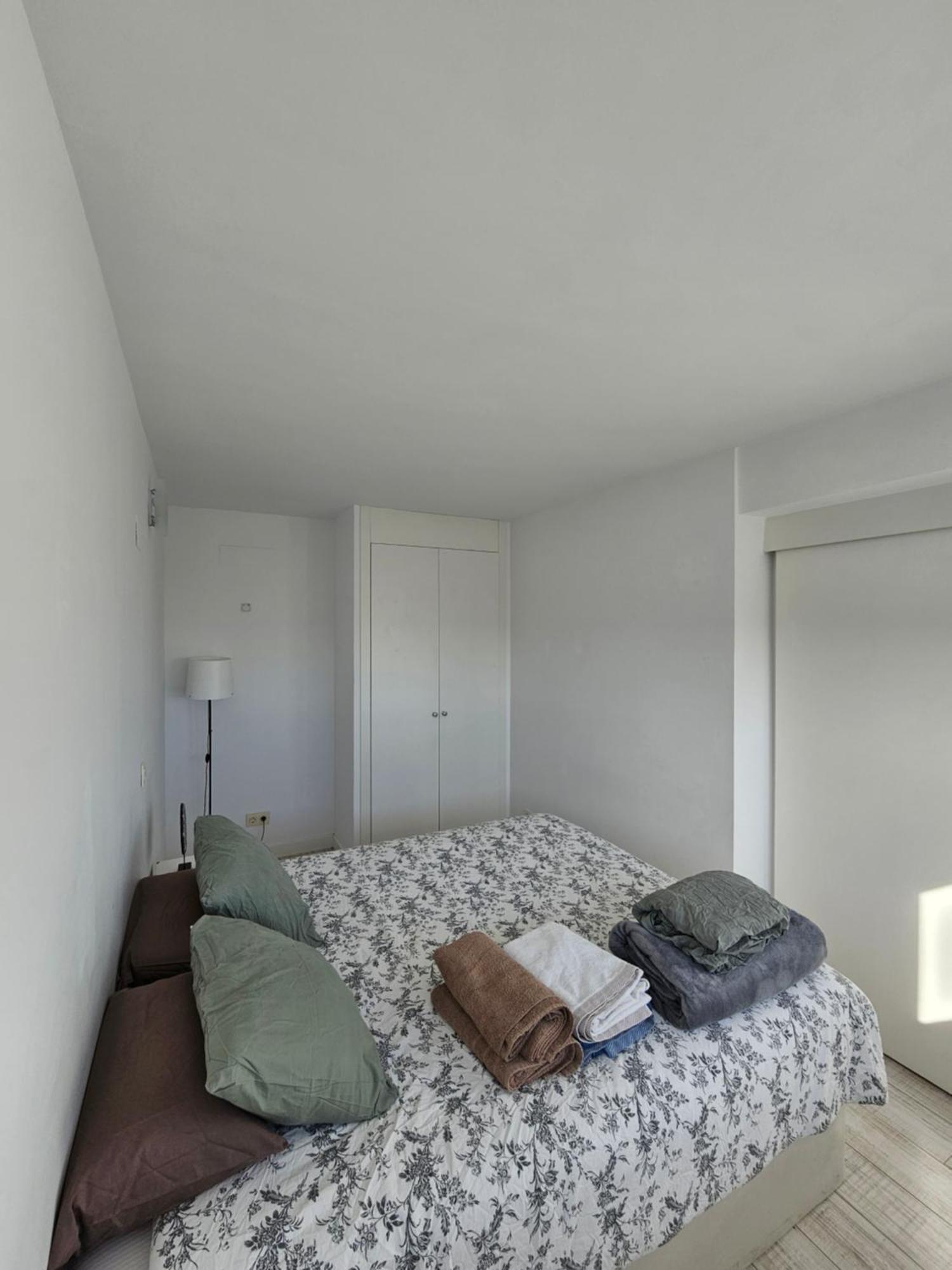 Comodo Apartamento En มาดริด ภายนอก รูปภาพ