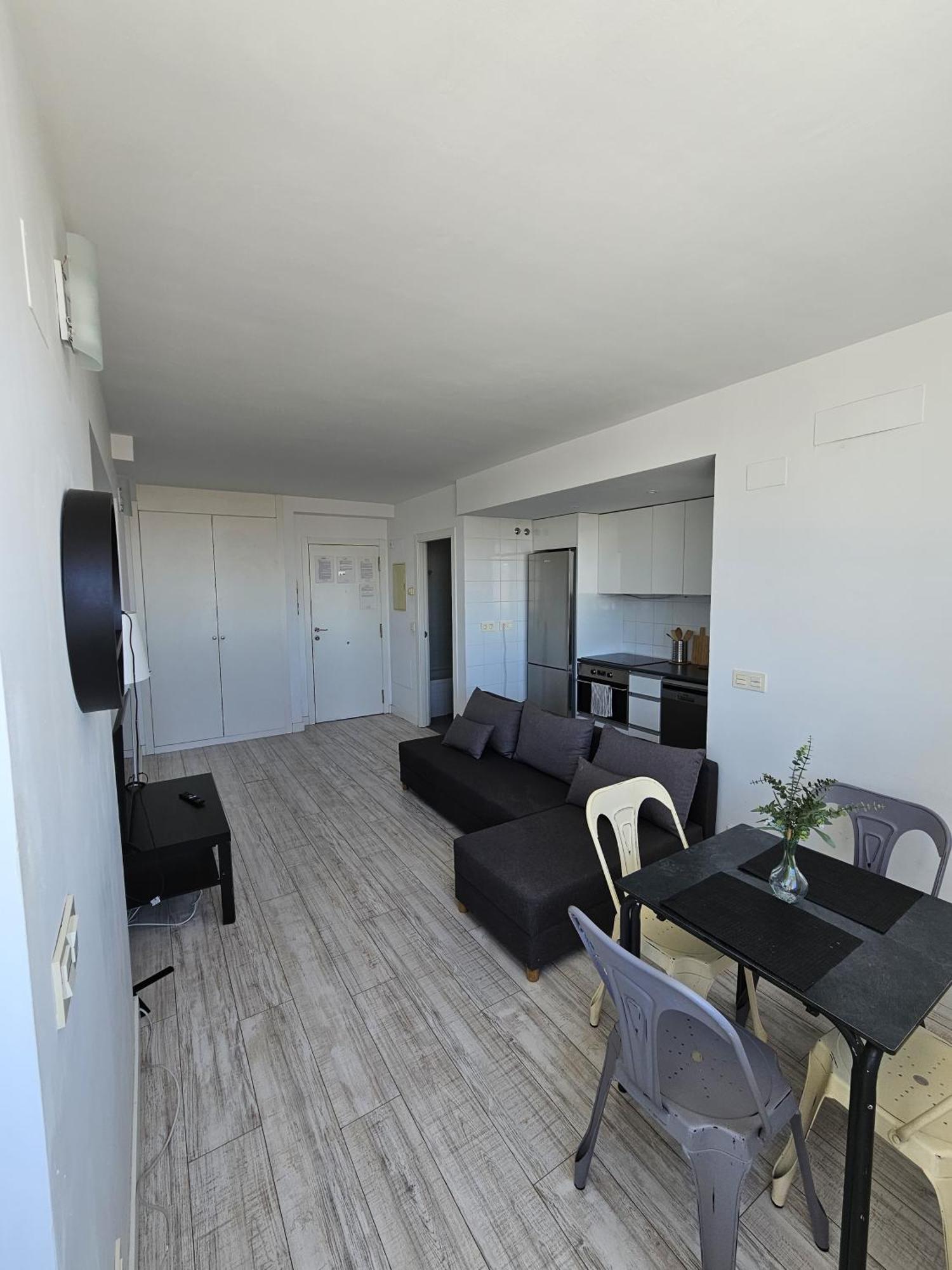 Comodo Apartamento En มาดริด ภายนอก รูปภาพ